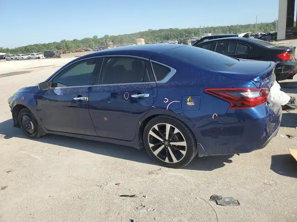 1N4AL3APXJC141074 2018 NISSAN ALTIMA - Image 2