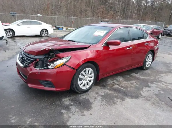 1N4AL3APXJC141642 2018 NISSAN ALTIMA - Image 2