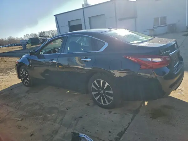 1N4AL3APXJC141916 2018 NISSAN ALTIMA - Image 2