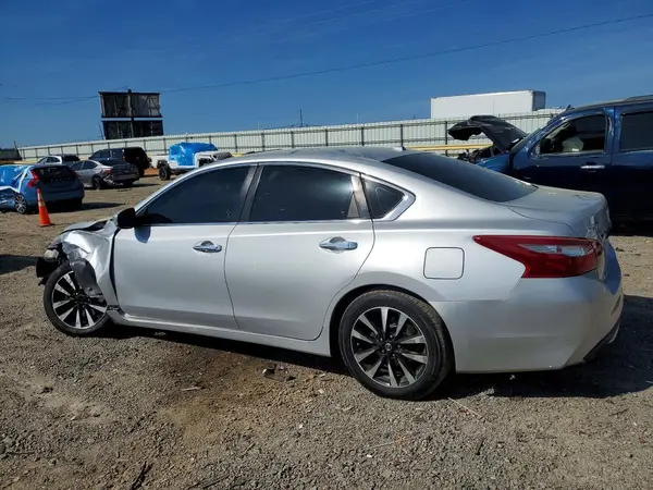 1N4AL3APXJC144959 2018 NISSAN ALTIMA - Image 2