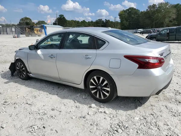 1N4AL3APXJC146033 2018 NISSAN ALTIMA - Image 2