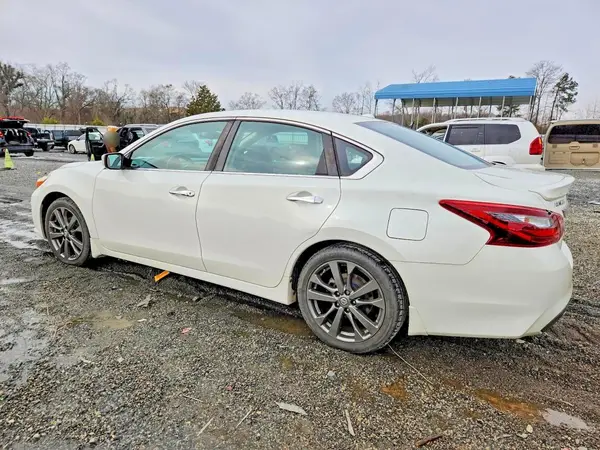 1N4AL3APXJC146338 2018 NISSAN ALTIMA - Image 2