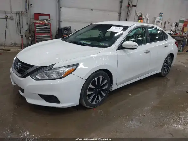 1N4AL3APXJC148185 2018 NISSAN ALTIMA - Image 2
