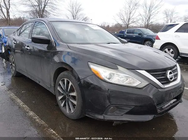 1N4AL3APXJC151152 2018 NISSAN ALTIMA - Image 1