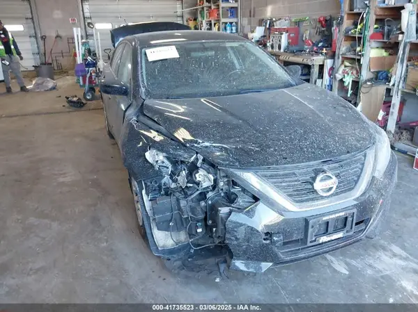 1N4AL3APXJC152866 2018 NISSAN ALTIMA - Image 1