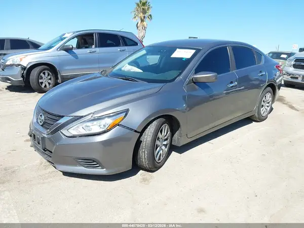 1N4AL3APXJC153158 2018 NISSAN ALTIMA - Image 2