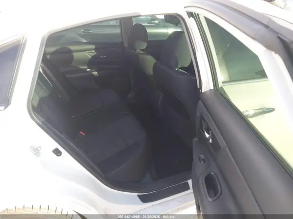 1N4AL3APXJC153712 2018 NISSAN ALTIMA - Image 8