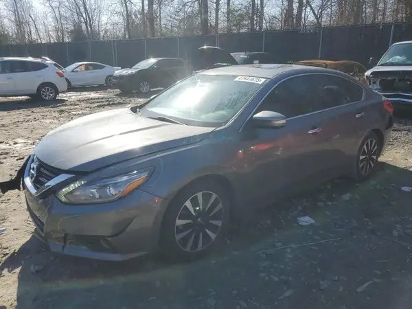 1N4AL3APXJC154276 2018 NISSAN ALTIMA - Image 1