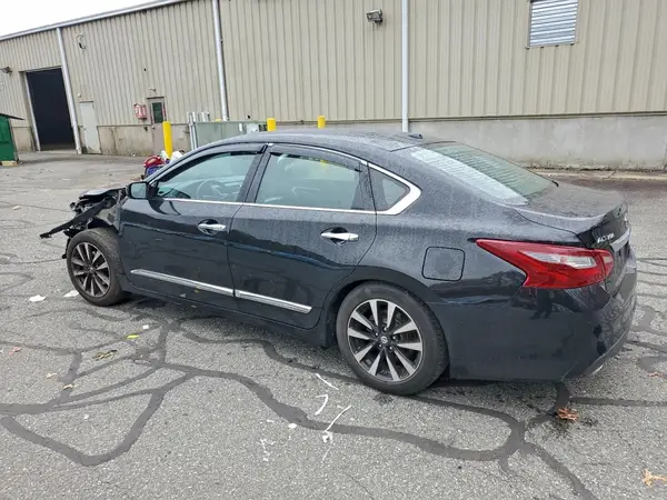 1N4AL3APXJC154469 2018 NISSAN ALTIMA - Image 2