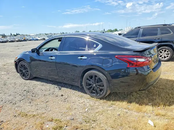 1N4AL3APXJC158750 2018 NISSAN ALTIMA - Image 2