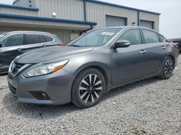 1N4AL3APXJC160014 2018 NISSAN ALTIMA - Image 1