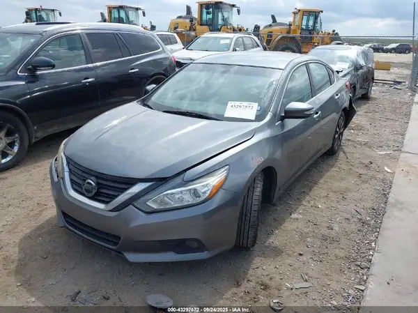 1N4AL3APXJC162653 2018 NISSAN ALTIMA - Image 2