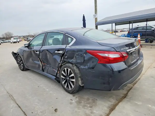 1N4AL3APXJC164886 2018 NISSAN ALTIMA - Image 2