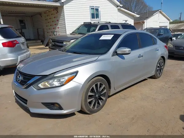 1N4AL3APXJC165116 2018 NISSAN ALTIMA - Image 2