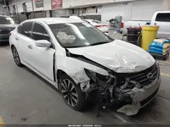 1N4AL3APXJC165780 2018 NISSAN ALTIMA