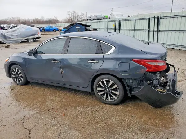 1N4AL3APXJC167982 2018 NISSAN ALTIMA - Image 2