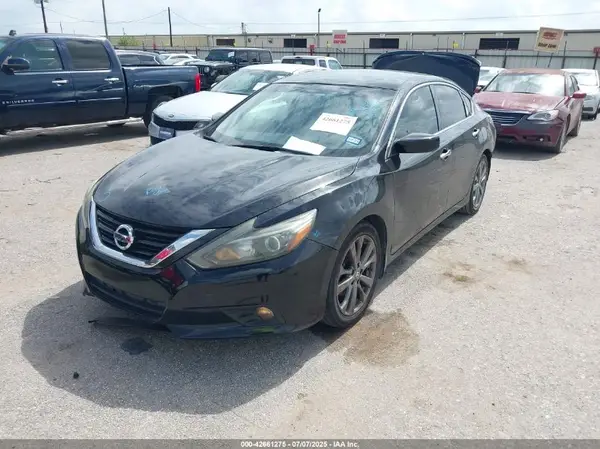 1N4AL3APXJC168629 2018 NISSAN ALTIMA - Image 2