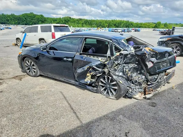 1N4AL3APXJC172437 2018 NISSAN ALTIMA - Image 2