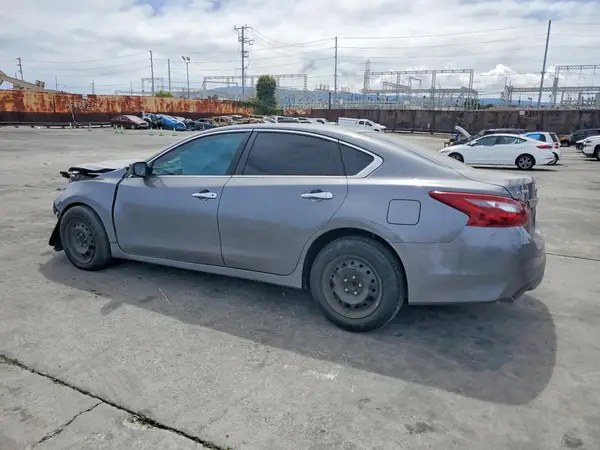 1N4AL3APXJC172566 2018 NISSAN ALTIMA - Image 2