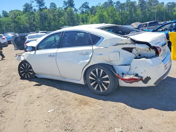 1N4AL3APXJC173006 2018 NISSAN ALTIMA - Image 2