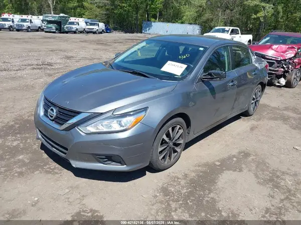 1N4AL3APXJC178352 2018 NISSAN ALTIMA - Image 2