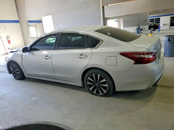 1N4AL3APXJC179033 2018 NISSAN ALTIMA - Image 2
