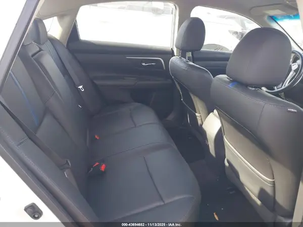 1N4AL3APXJC179100 2018 NISSAN ALTIMA - Image 8