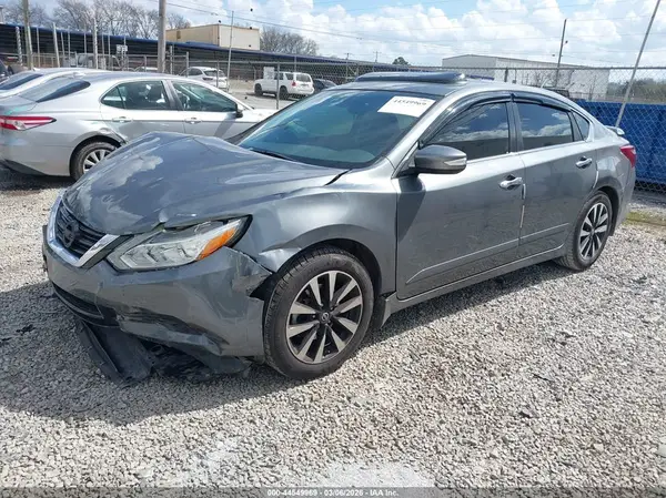 1N4AL3APXJC182546 2018 NISSAN ALTIMA - Image 2