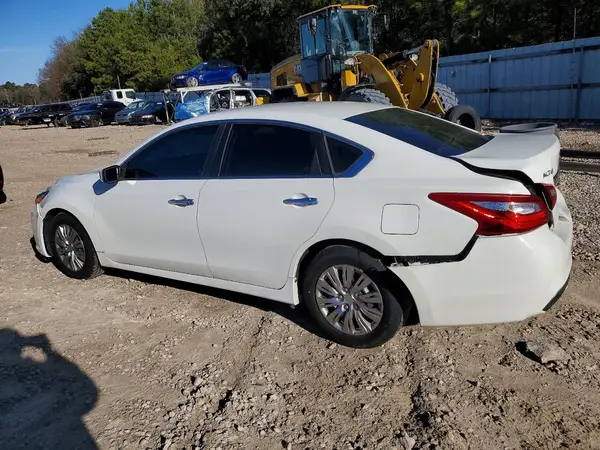 1N4AL3APXJC182692 2018 NISSAN ALTIMA - Image 2