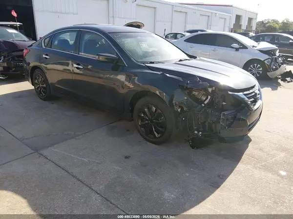 1N4AL3APXJC183714 2018 NISSAN ALTIMA - Image 1