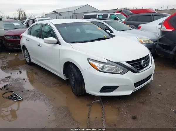 1N4AL3APXJC190436 2018 NISSAN ALTIMA - Image 1