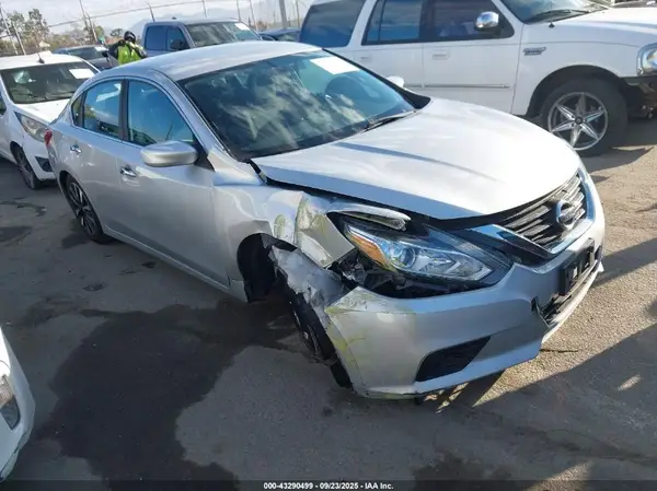 1N4AL3APXJC190551 2018 NISSAN ALTIMA - Image 1