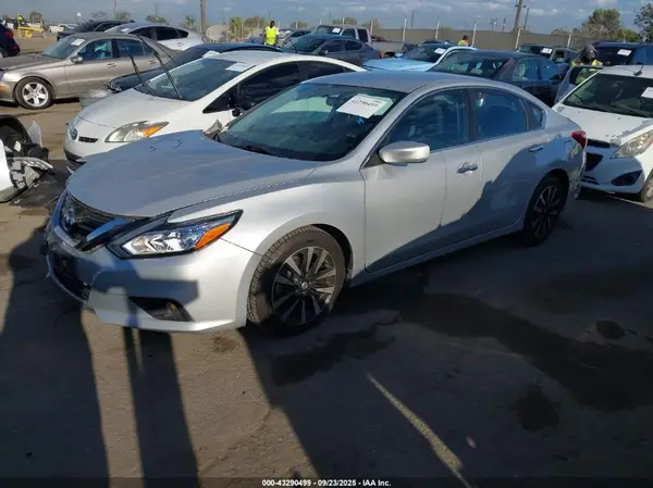 1N4AL3APXJC190551 2018 NISSAN ALTIMA - Image 2