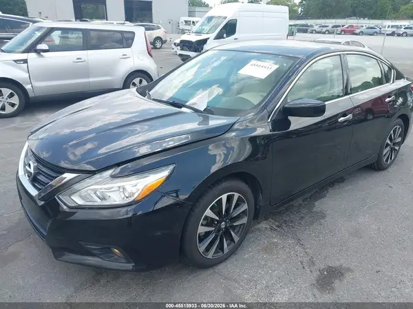 1N4AL3APXJC191375 2018 NISSAN ALTIMA - Image 2