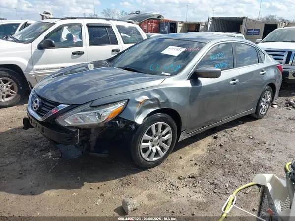 1N4AL3APXJC192929 2018 NISSAN ALTIMA - Image 2
