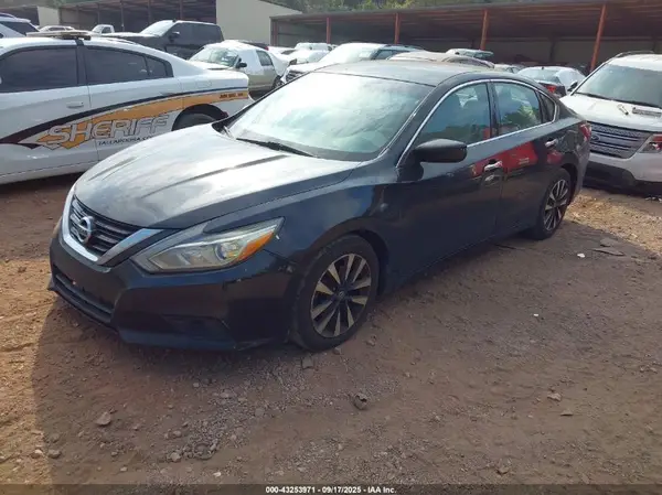 1N4AL3APXJC193319 2018 NISSAN ALTIMA - Image 2