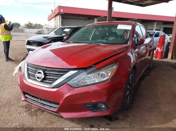 1N4AL3APXJC193479 2018 NISSAN ALTIMA - Image 2