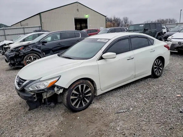 1N4AL3APXJC194440 2018 NISSAN ALTIMA - Image 1