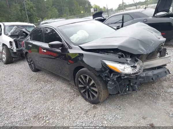 1N4AL3APXJC199024 2018 NISSAN ALTIMA - Image 1