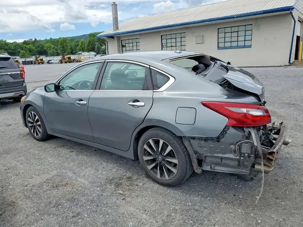 1N4AL3APXJC204335 2018 NISSAN ALTIMA - Image 2