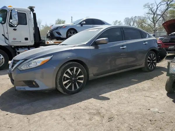 1N4AL3APXJC206375 2018 NISSAN ALTIMA - Image 1