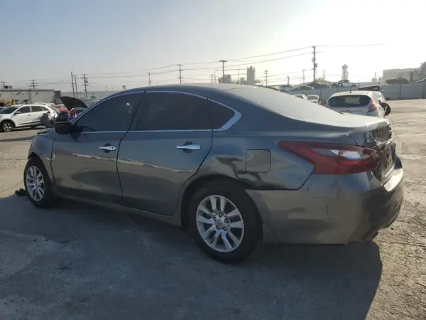1N4AL3APXJC206523 2018 NISSAN ALTIMA - Image 2