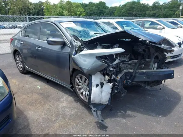 1N4AL3APXJC209339 2018 NISSAN ALTIMA - Image 1