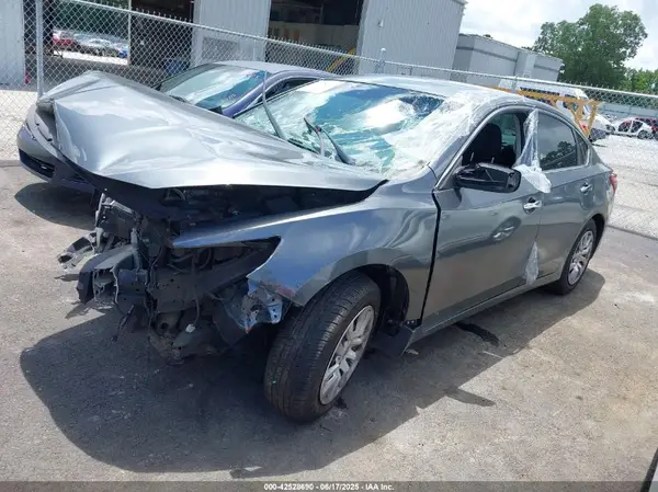 1N4AL3APXJC209339 2018 NISSAN ALTIMA - Image 2