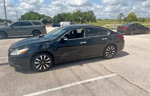 1N4AL3APXJC210183 2018 NISSAN ALTIMA - Image 2