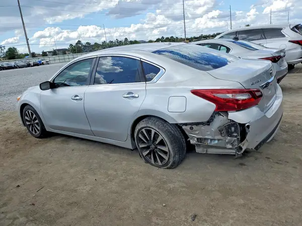 1N4AL3APXJC214718 2018 NISSAN ALTIMA - Image 2