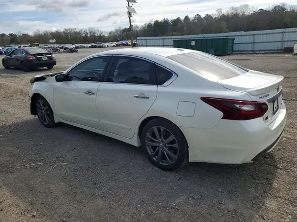 1N4AL3APXJC215142 2018 NISSAN ALTIMA - Image 2