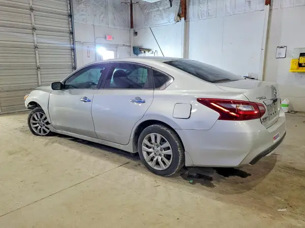 1N4AL3APXJC218462 2018 NISSAN ALTIMA - Image 2
