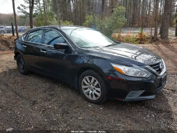 1N4AL3APXJC219806 2018 NISSAN ALTIMA - Image 1