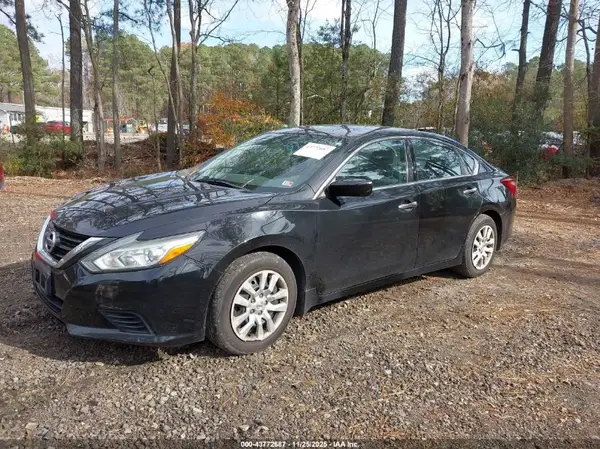 1N4AL3APXJC219806 2018 NISSAN ALTIMA - Image 2